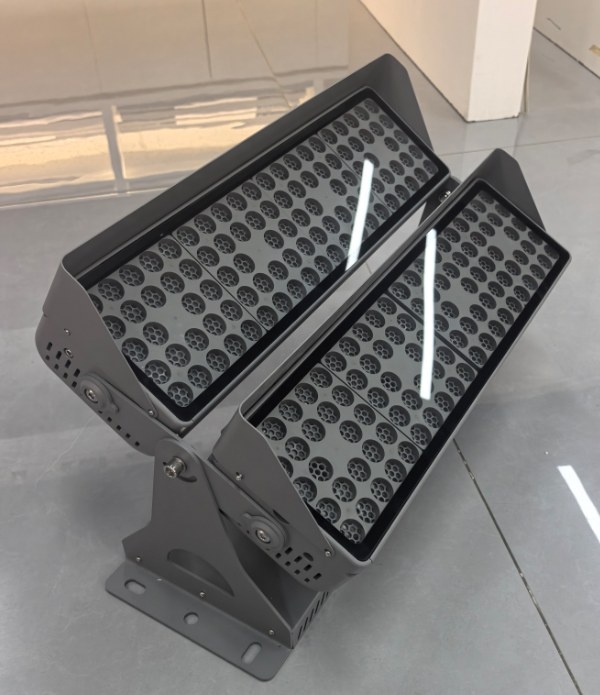 巴仙水文化创意中心泛光照明工程供货现场 巴仙水文化创意中心泛光照明工程供货现场